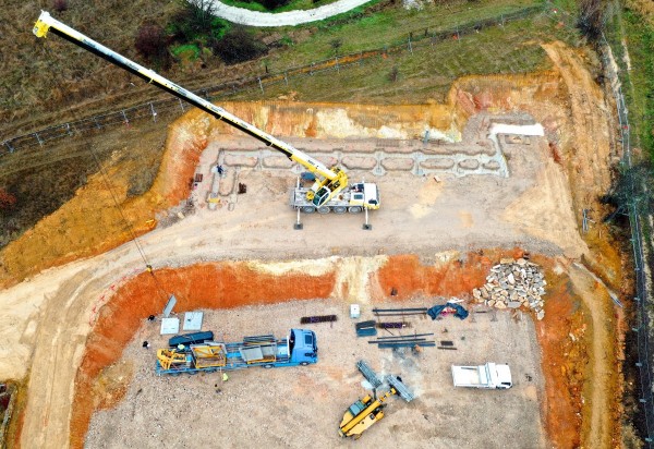 Rénovation d'une ancienne usine d'ocre - Lustrerie Mathieu